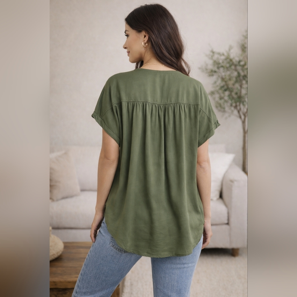 Lou & Grey LOFT Olive Green Button Front Open V Neck Tunic XL Blouse Lyocell - Picture 2 of 12
